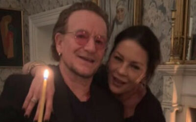 Bono sings Happy Birthday to Michael Douglas