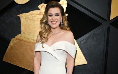 Kelly Clarkson ‘feels like she dated Chappell Roan’