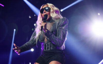 Mary J Blige’s relationship with new mystery man ‘going well’