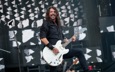 Dave Grohl spotted out and about without wedding ring