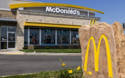 E. Coli Outbreak Linked to McDonald’s Quarter Pounders Sickens 49 People in 10 States, 1 Dead