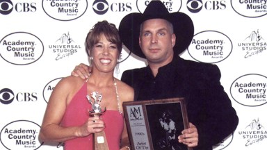 Sandy Mahl: 5 Things to Know About Garth Brooks’ Ex-Wife