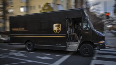 Does UPS Deliver on Veterans Day? Holiday Shipping Details