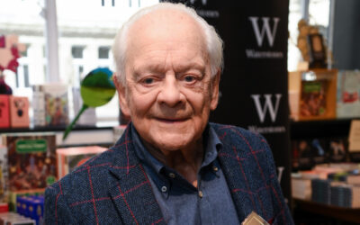 Sir David Jason gives up his helicopter due to hip pain