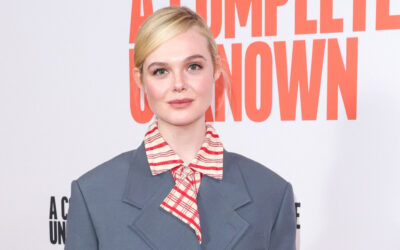 Elle Fanning tries to keep her social media usage ‘light’ and ‘healthy’