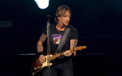 WATCH: Incredible moment Keith Urban joins INXS’ Andrew Farriss on stage to perform Never Tear Us Apart