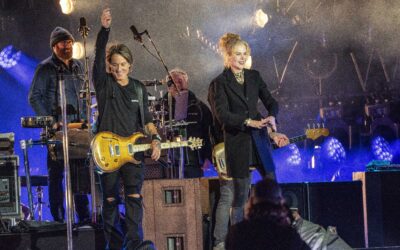 Nicole Kidman surprises Keith Urban on stage at Nashville’s Big Bash New Year’s Eve event