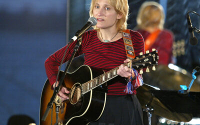 Jill Sobule, artist behind 1995 hit I Kissed a Girl, dies in house fire aged 66